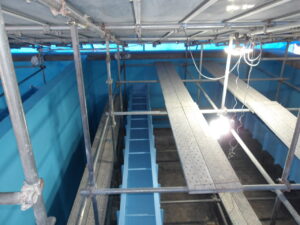 浄水場トラフ防食工事